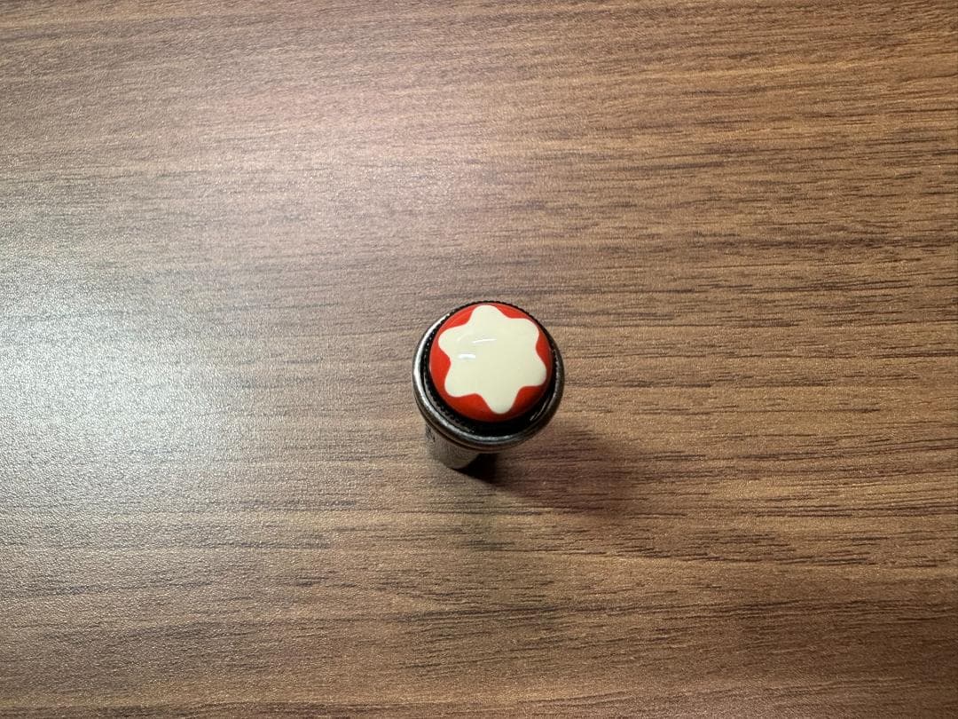 未使用　モンブラン　万年筆　Rouge et Noir　ヘリテイジコレクション