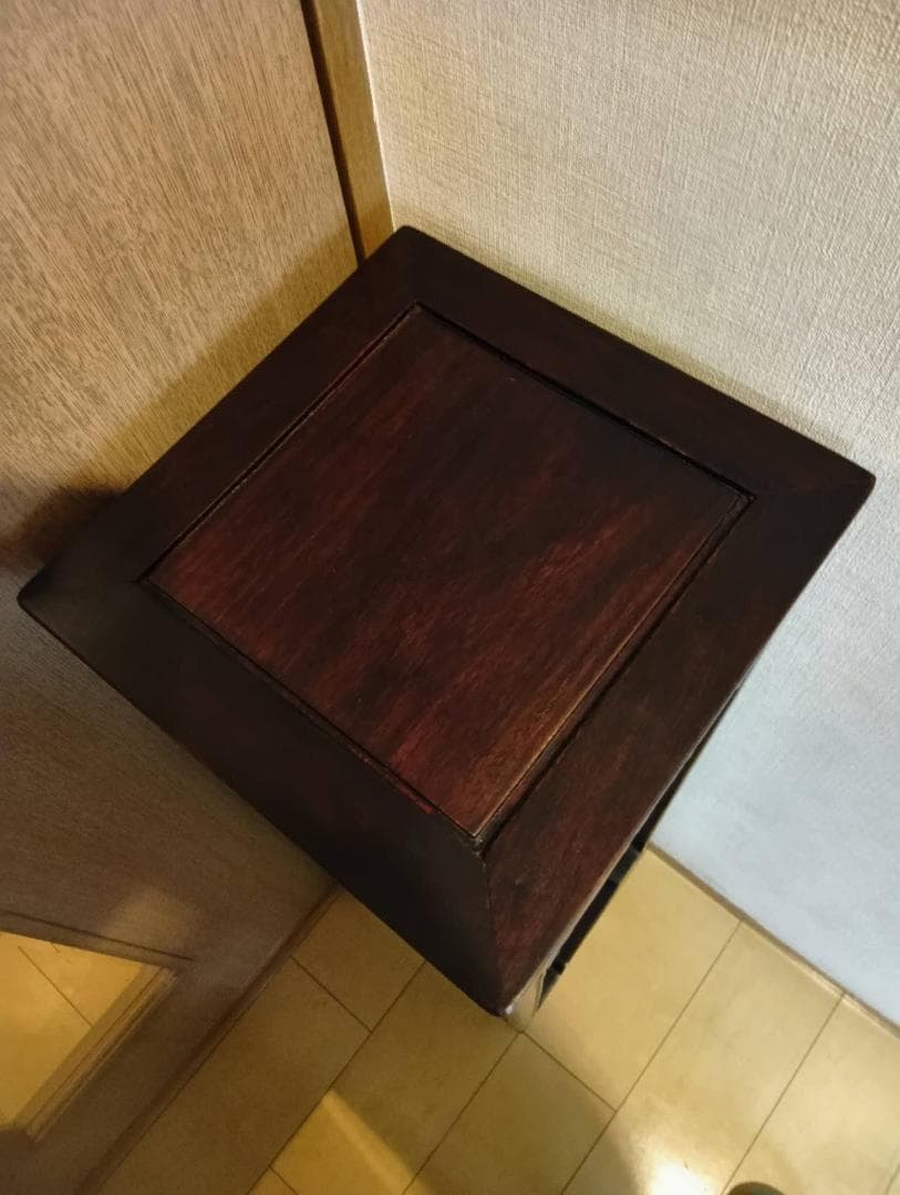 ▼2日だけ値下げします！　アンティーク風 花台 / サイドテーブル