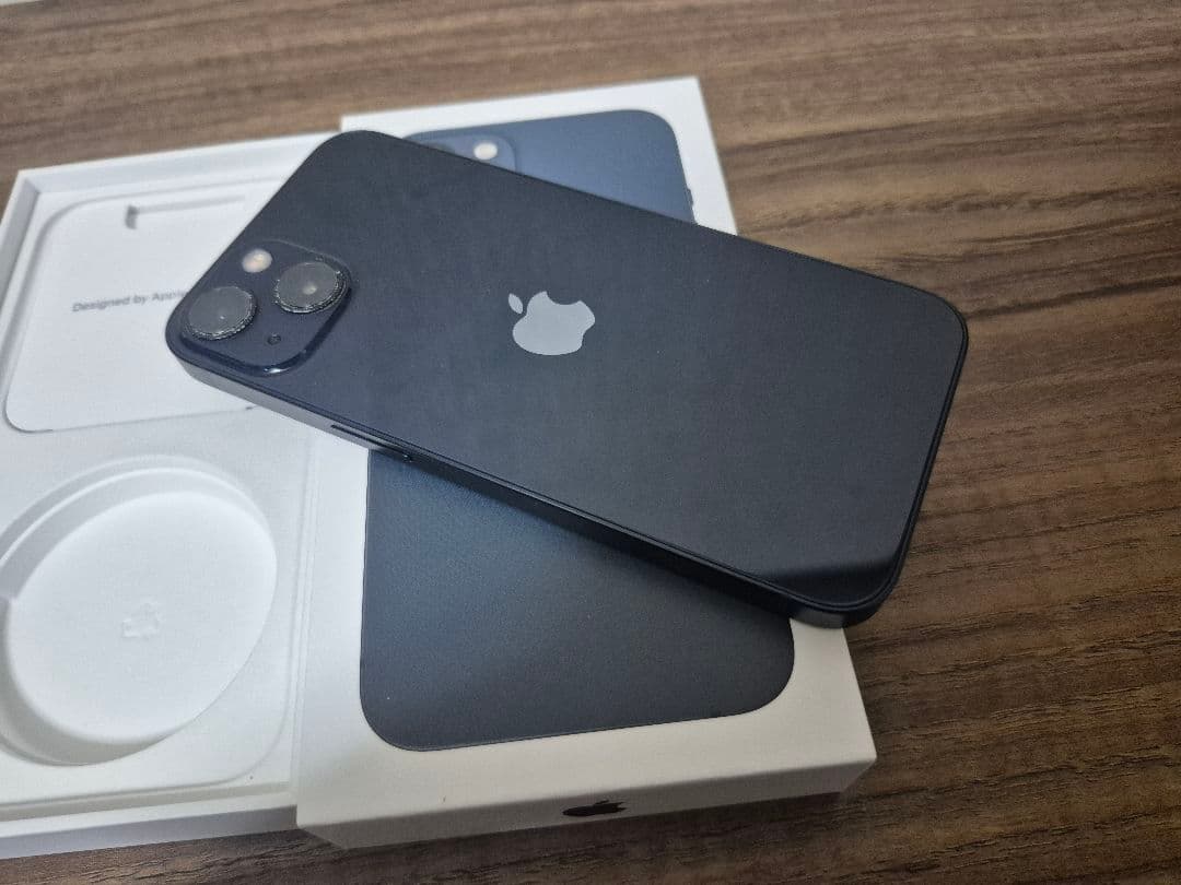 Apple iPhone13　128GB 本体 SIMフリー