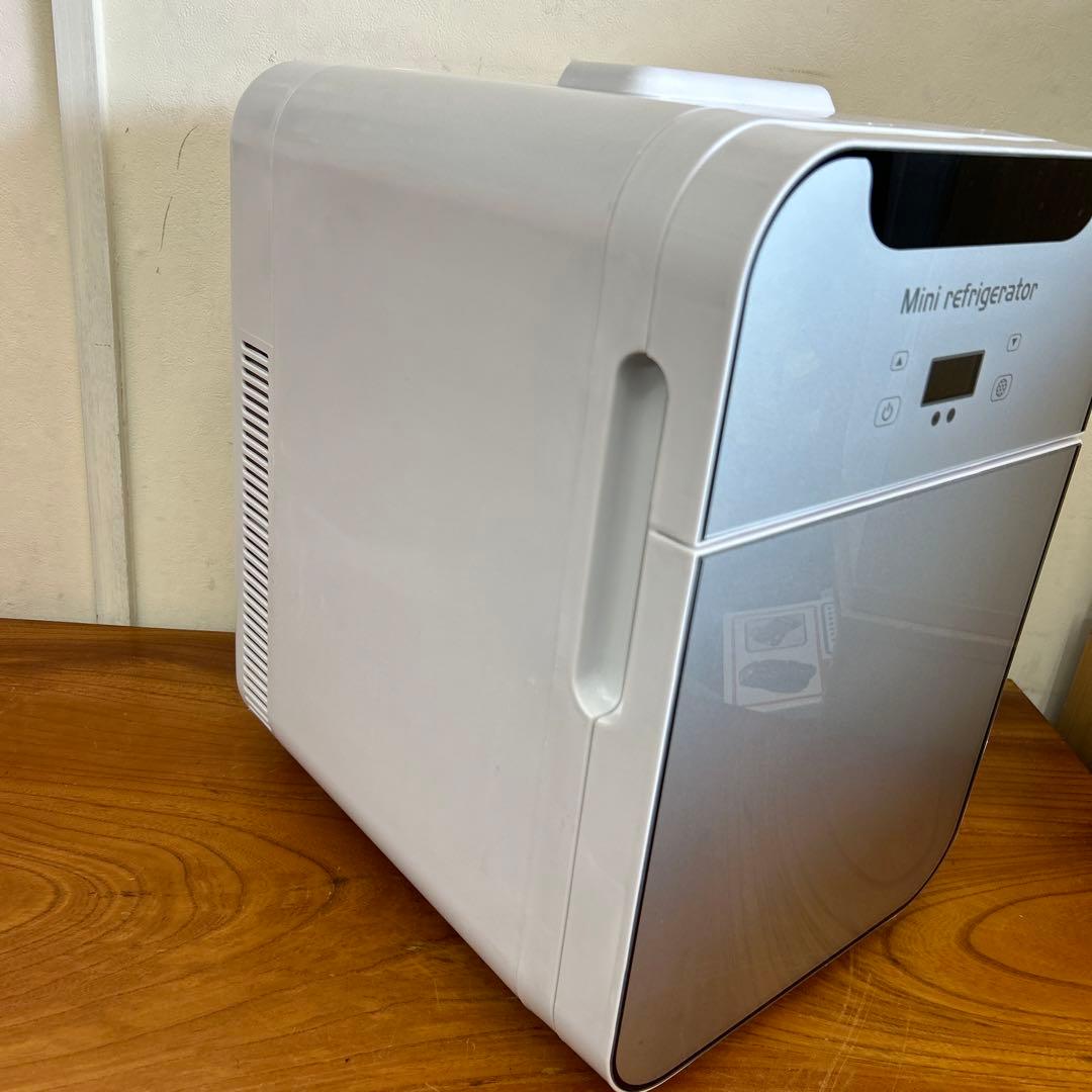冷蔵庫 小型 20L ポータブル 冷温庫 LCD温度表示 ペルチェ式 保温 保冷