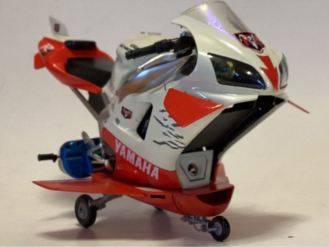 タミヤ1/12YZF-R1 30MS 仮面ライダーサイクロン