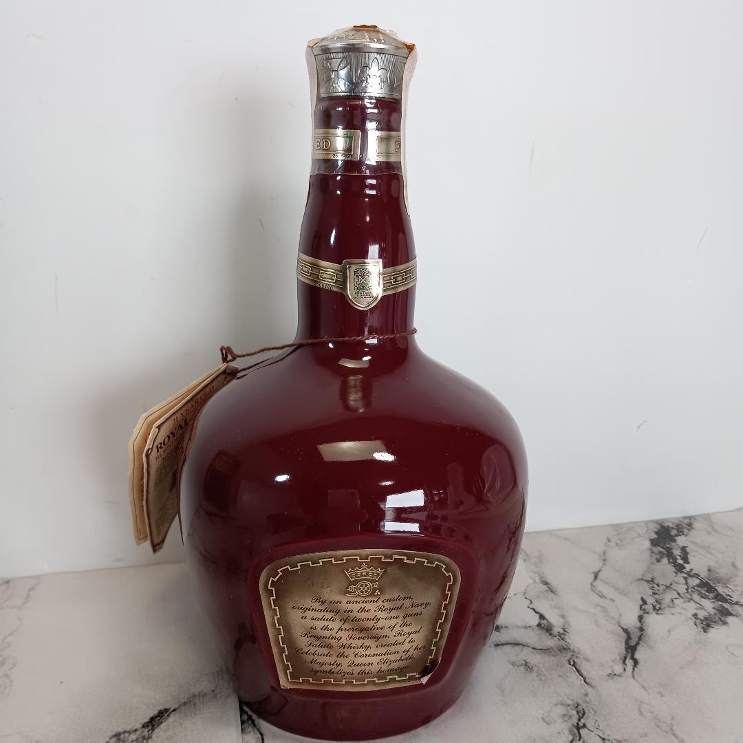 【未開栓】ロイヤルサルート 21年 赤 陶器ボトル シーバスブラザーズ