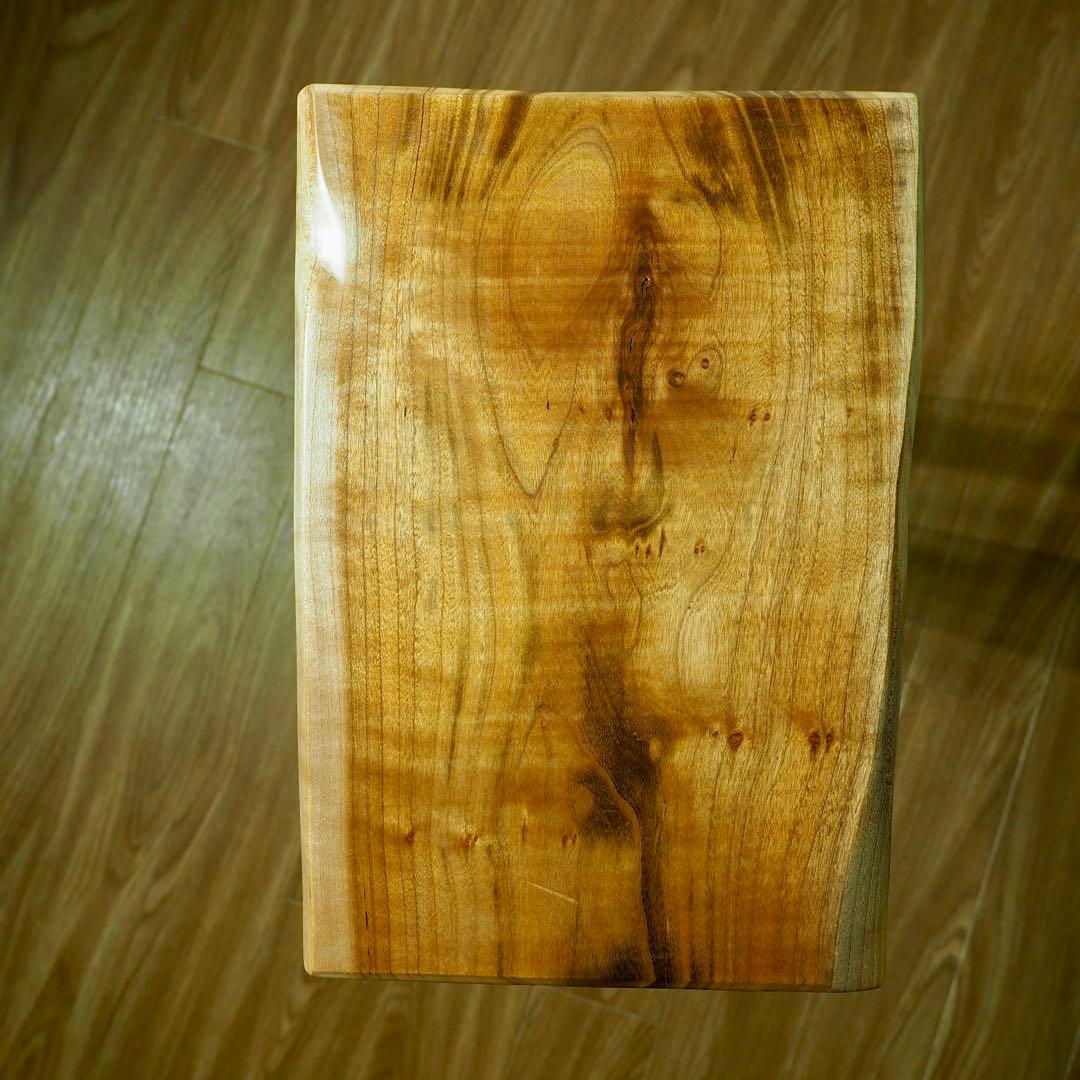 天然木 一枚板 サイドテーブル 無垢材 一点物 ナチュラル家具