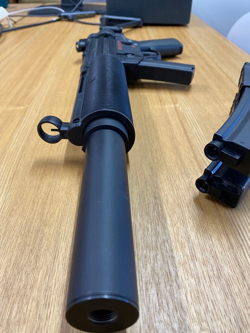 電動エアガン　MP5 東京マルイ