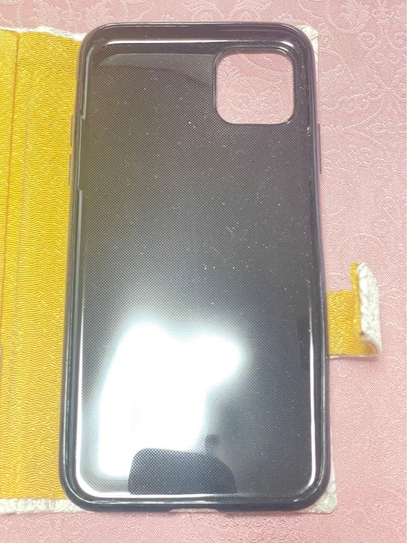 A未使用保管品龍村美術織物葡萄唐草文錦白銀+黄金iPhone11ProMax用