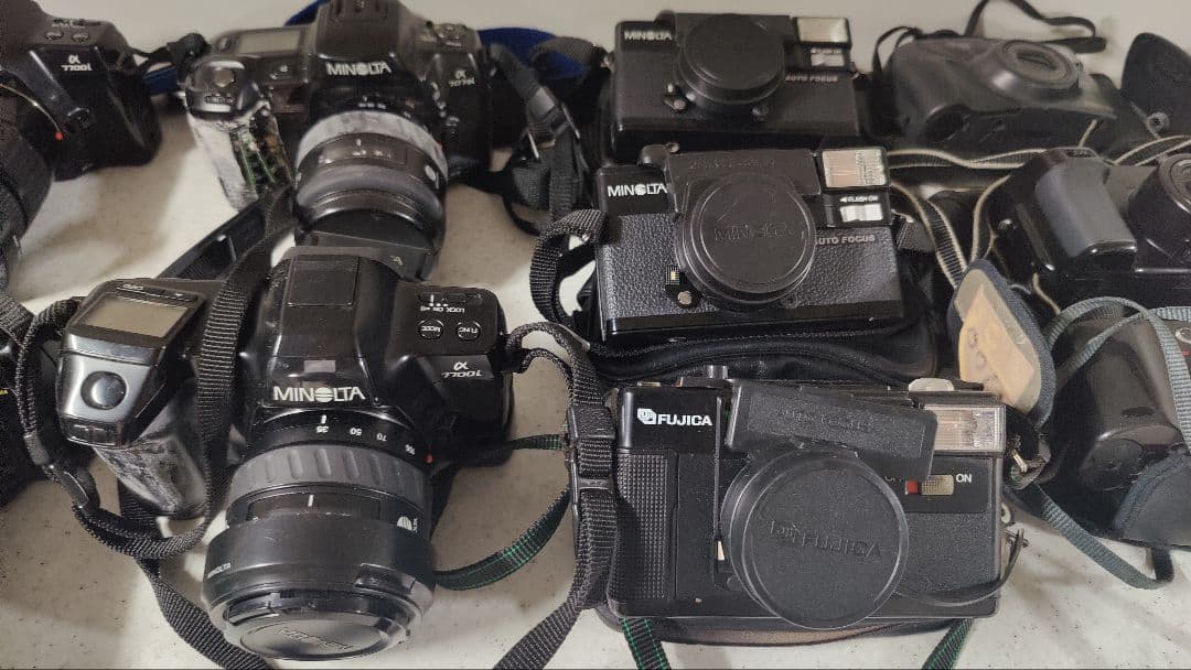 カメラ まとめ売り レトロ/フィルム/デジカメ混在　ジャンク現状品