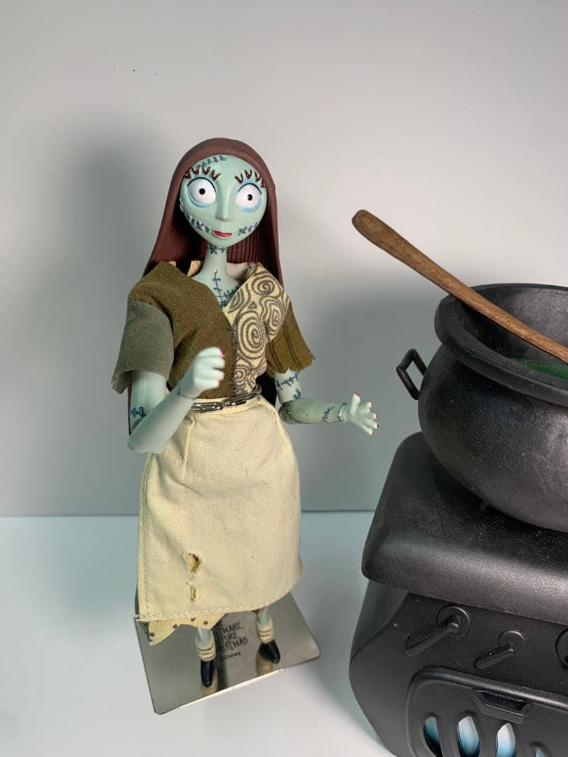 レア当時物 ナイトメアビフォアクリスマス フィギュア ジュンプランニング　サリー