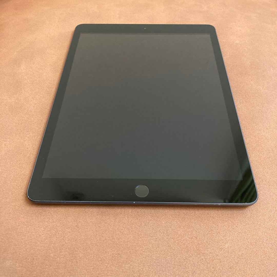 3500【早い者勝ち】iPad7 第7世代 32GB WIFIモデル☆