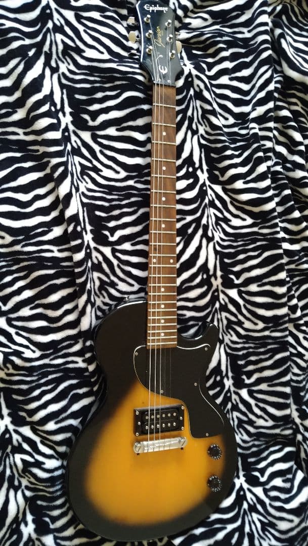 Epiphone　レスポール