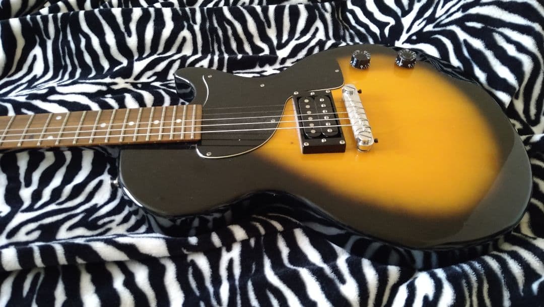 Epiphone　レスポール