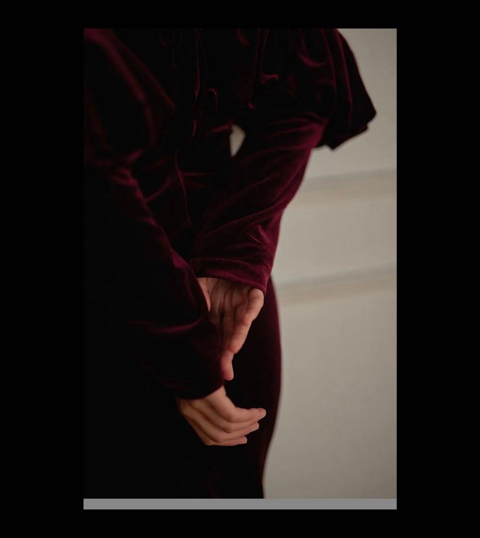 バーガンディ オフショルダーベルベットドレス