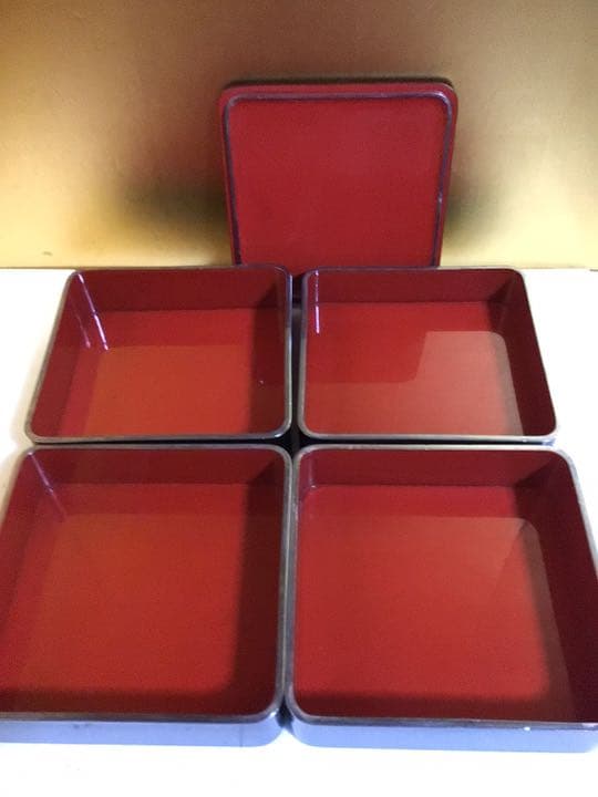 祝重一揃　銀縁がお洒落　共木箱付き