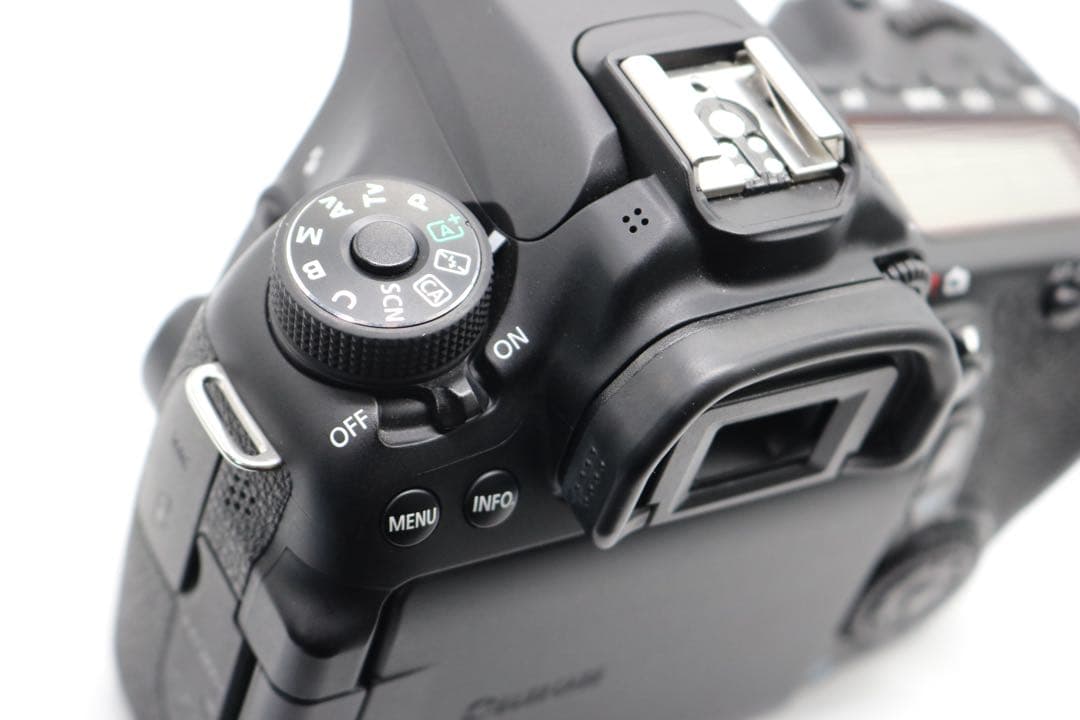 美品ですが訳あり 【Canon EOS 70D ダブルレンズセット】 安心保証◎