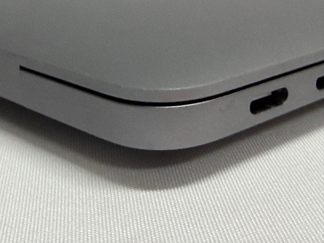 MacBookAir 2020 M1 8GB 512GB 13インチ