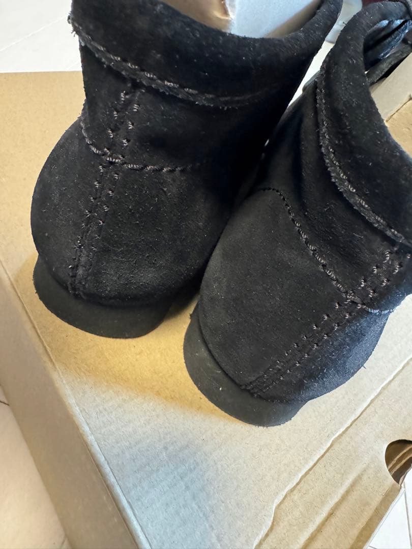 クラークス ワラビー ゴアテックス