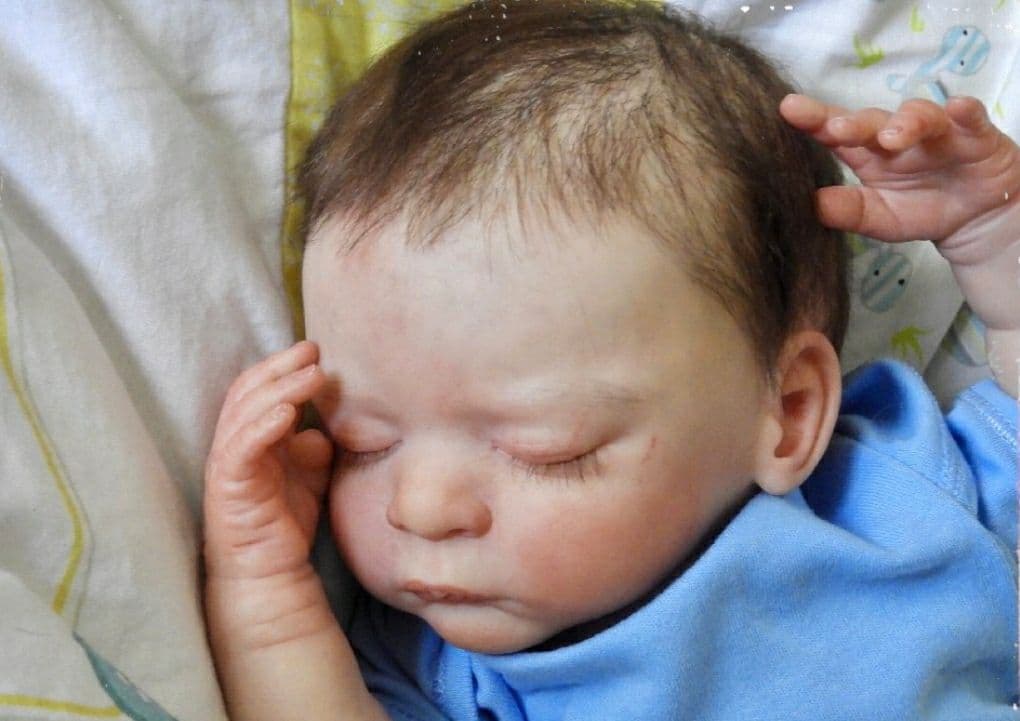 リボンドール♬　かわいいお顔立ちです☆