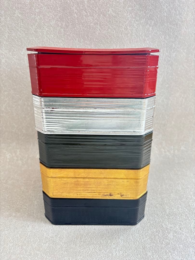 塗匠 五代 川端近左 利休形 縁高 菓子器 共箱 片木目五色縁高 共箱