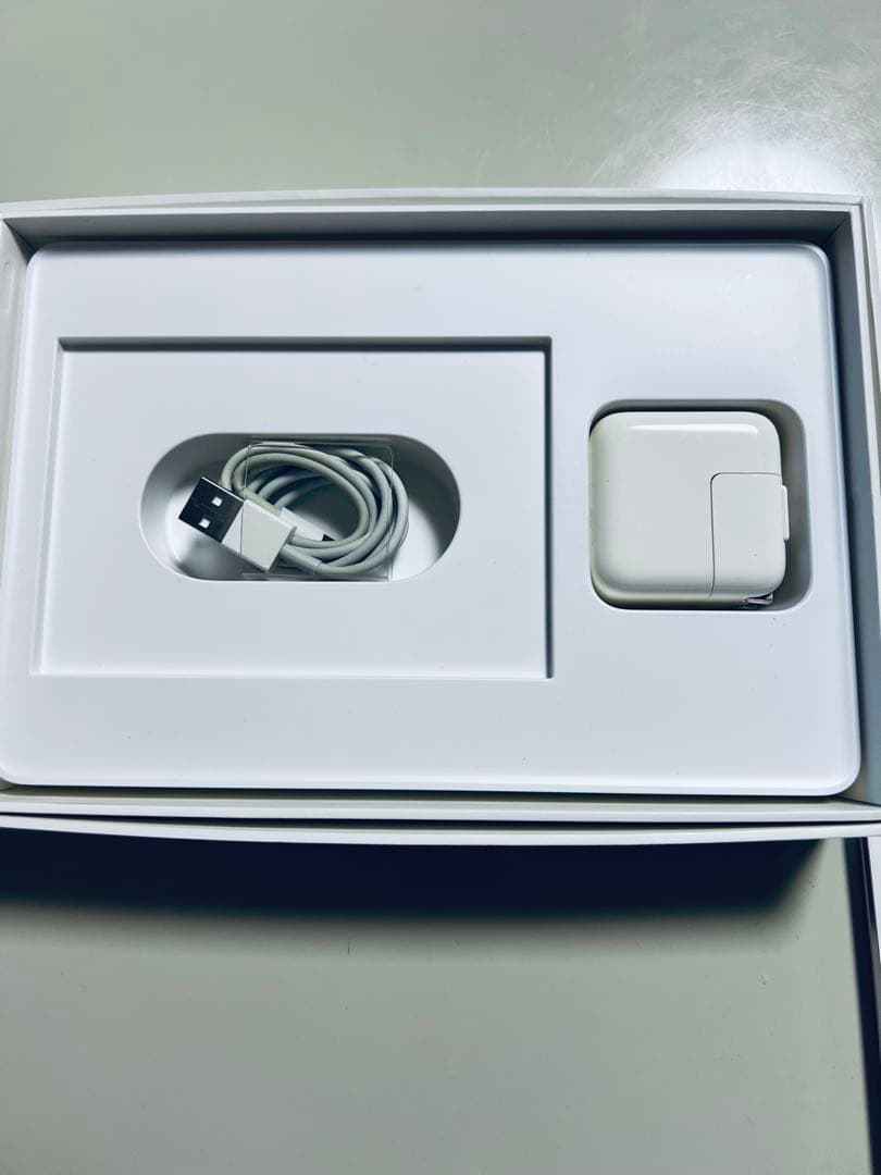 【Apple】iPad mini Retinaディスプレイ、64GB、Wi-Fi