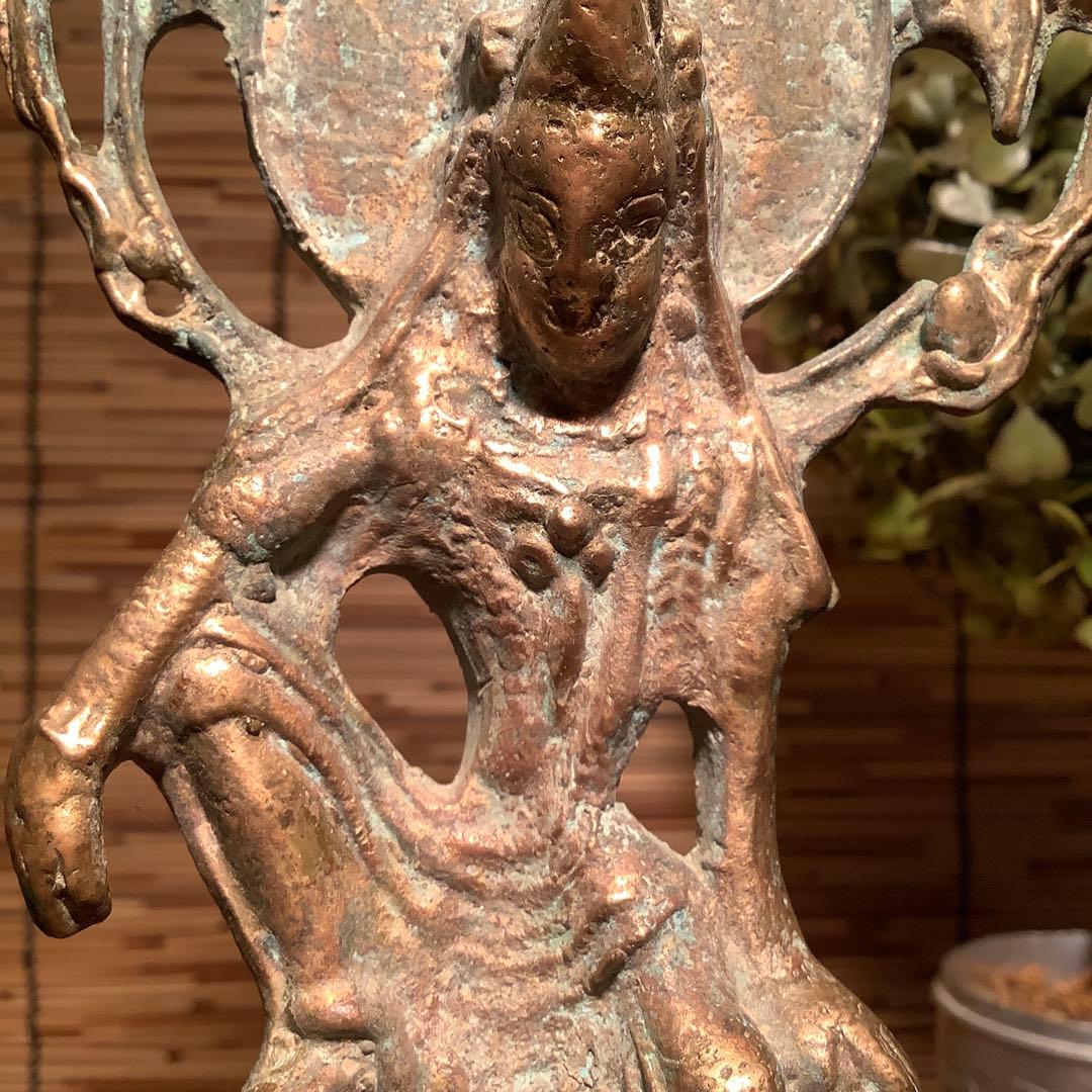 中国・大唐期「秘仏・観自在菩薩坐像」唐王朝・中国大唐国・六角座・￼￼鍍金青銅