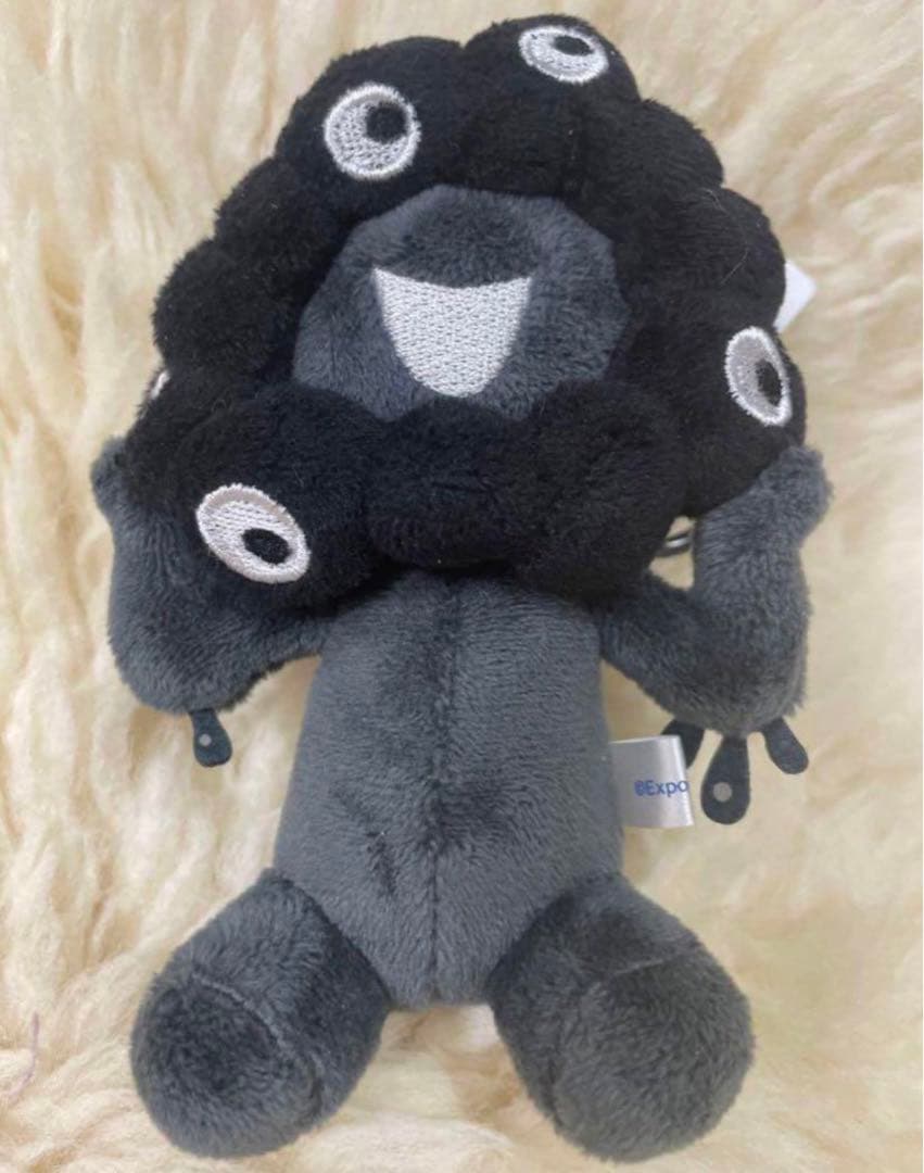 黒ミャクミャク　ぬいぐるみ　大阪関西万博会場限定　マスコット　座りバージョン