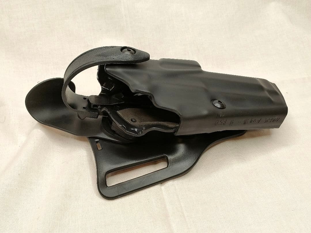 【実物】サファリランド M9 ホルスター 右利き用 Safariland 92F