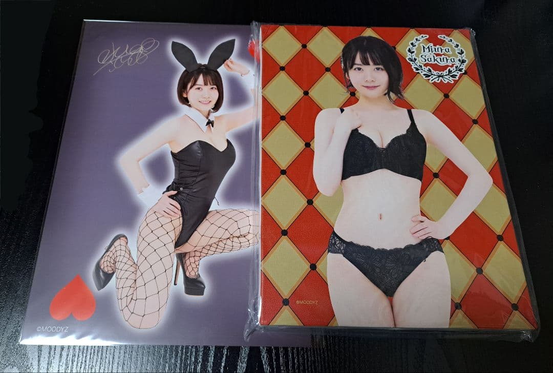 水卜さくら　FANZAオンラインくじ キャンパスボード　ポスター