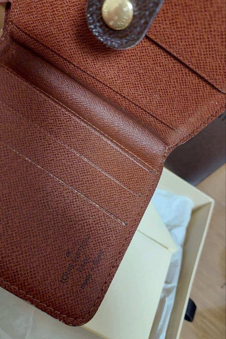 Louis Vuitton モノグラム コンパクトジップ M61667