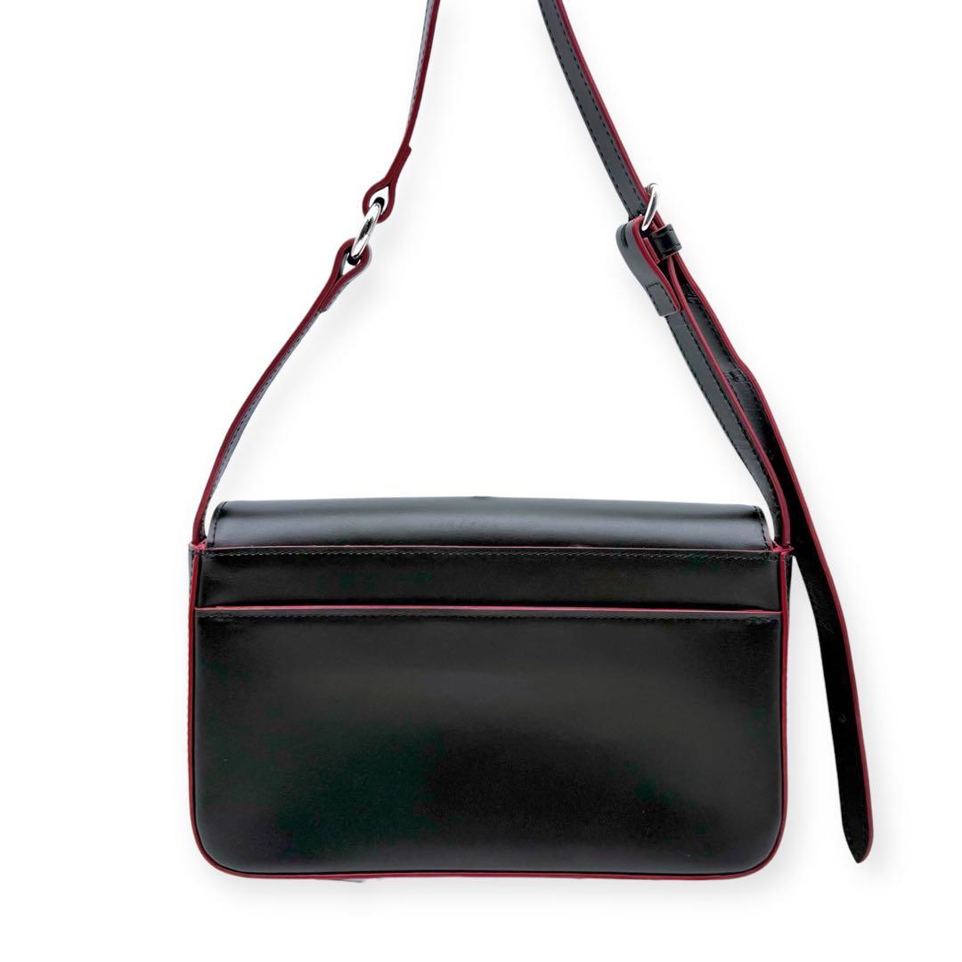 【極美品】Vivienne Westwood TINY ORB ショルダーバッグ