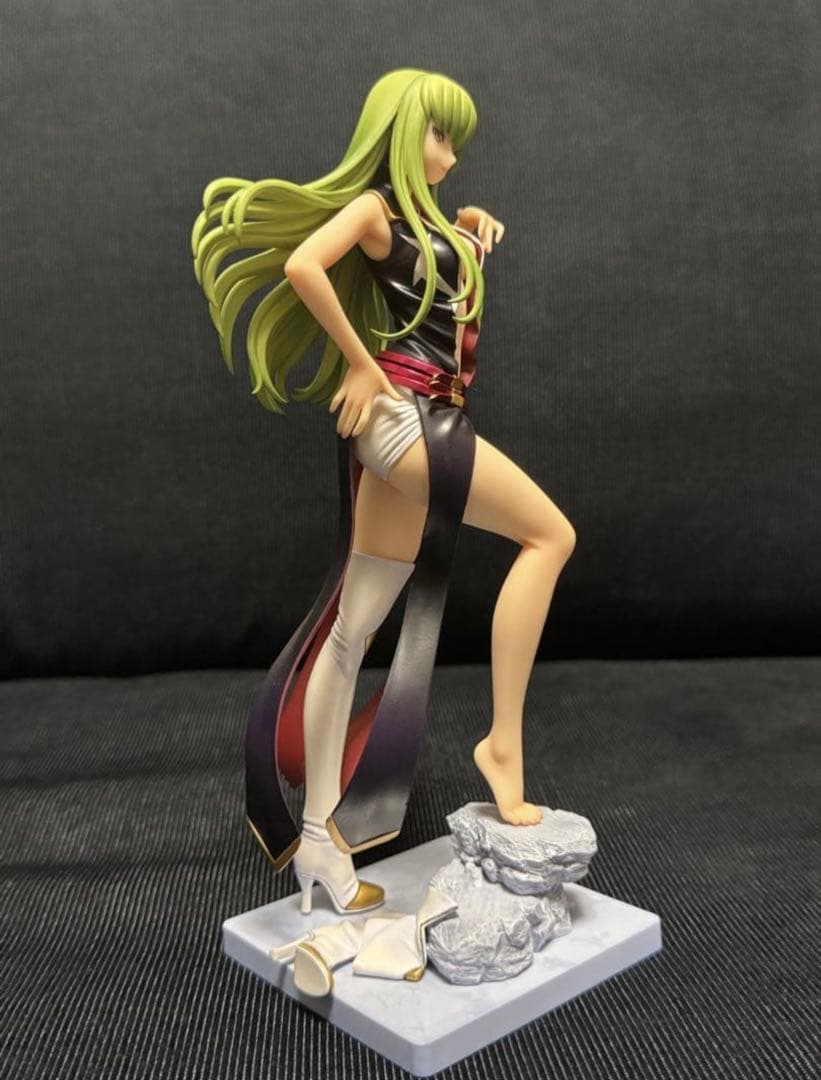メガハウス　コードギアス反逆のルルーシュR2 C.C. 完成品フィギュア正規品