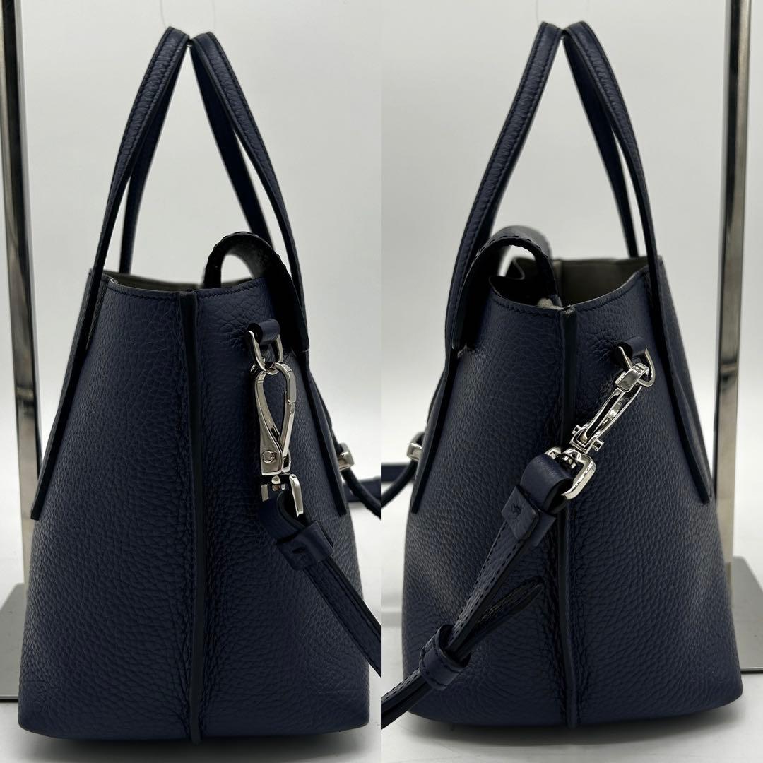 【美品】トッズ 2way ジョイミニ ハンドバッグ レザー ネイビー 斜め掛け