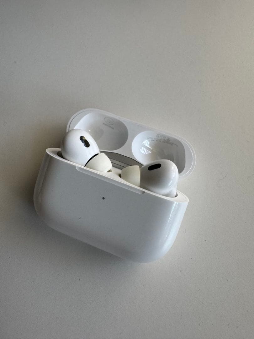 イヤホン airpods pro 2 lightning