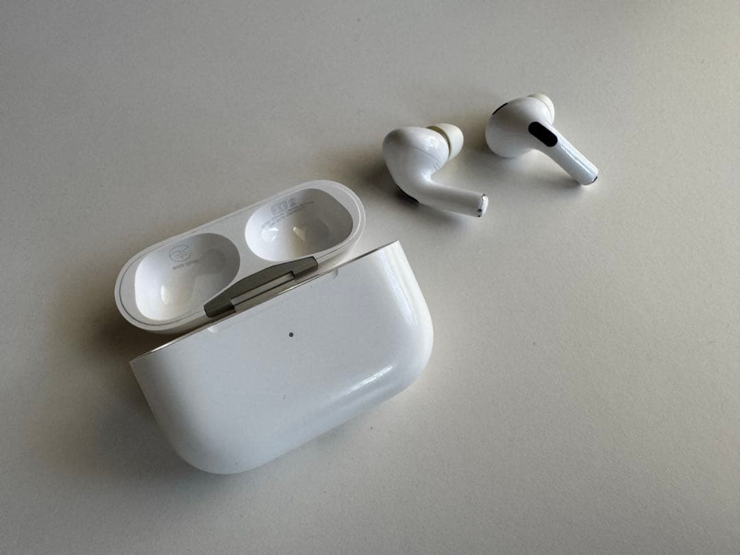 イヤホン airpods pro 2 lightning