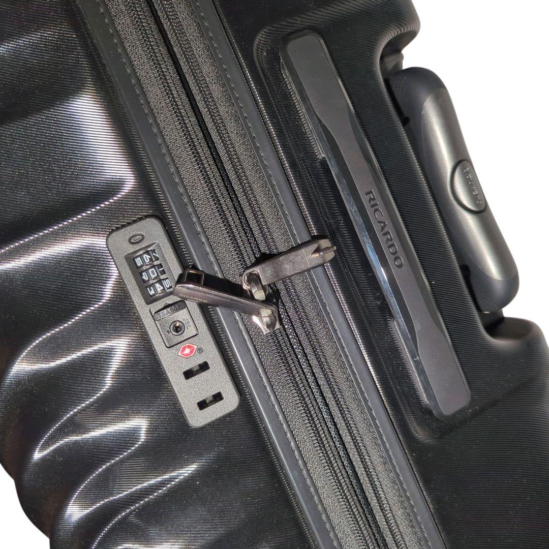 〈美品〉Ricardo Beverly Hills スピナー スーツケース