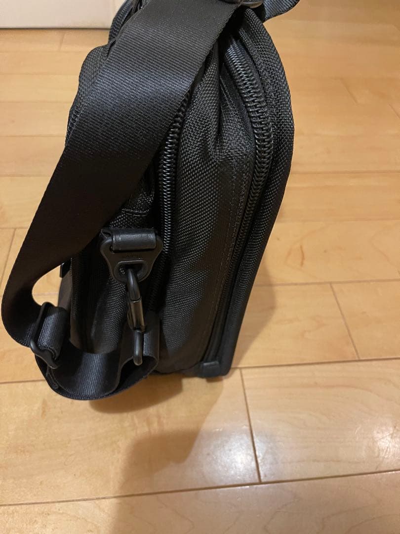 ら*ア様 TUMI ビジネスバッグ ブラック 多ポケット