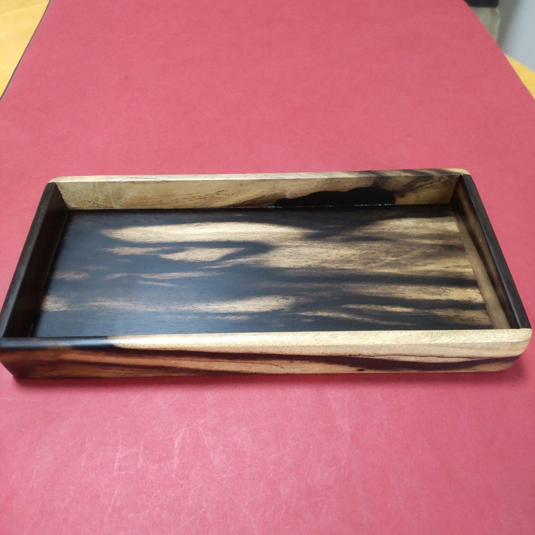 凄く個性的な極上杢‼️黒柿小物入れ