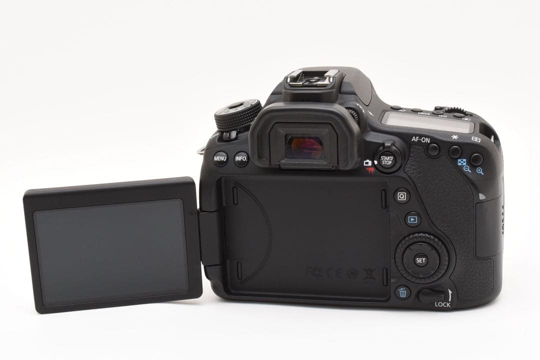 デジタル 一眼レフ カメラ Canon EOS 80D標準レンズセット