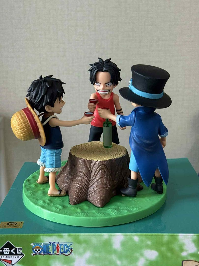 ワンピース ルフィ エース サボ フィギュア