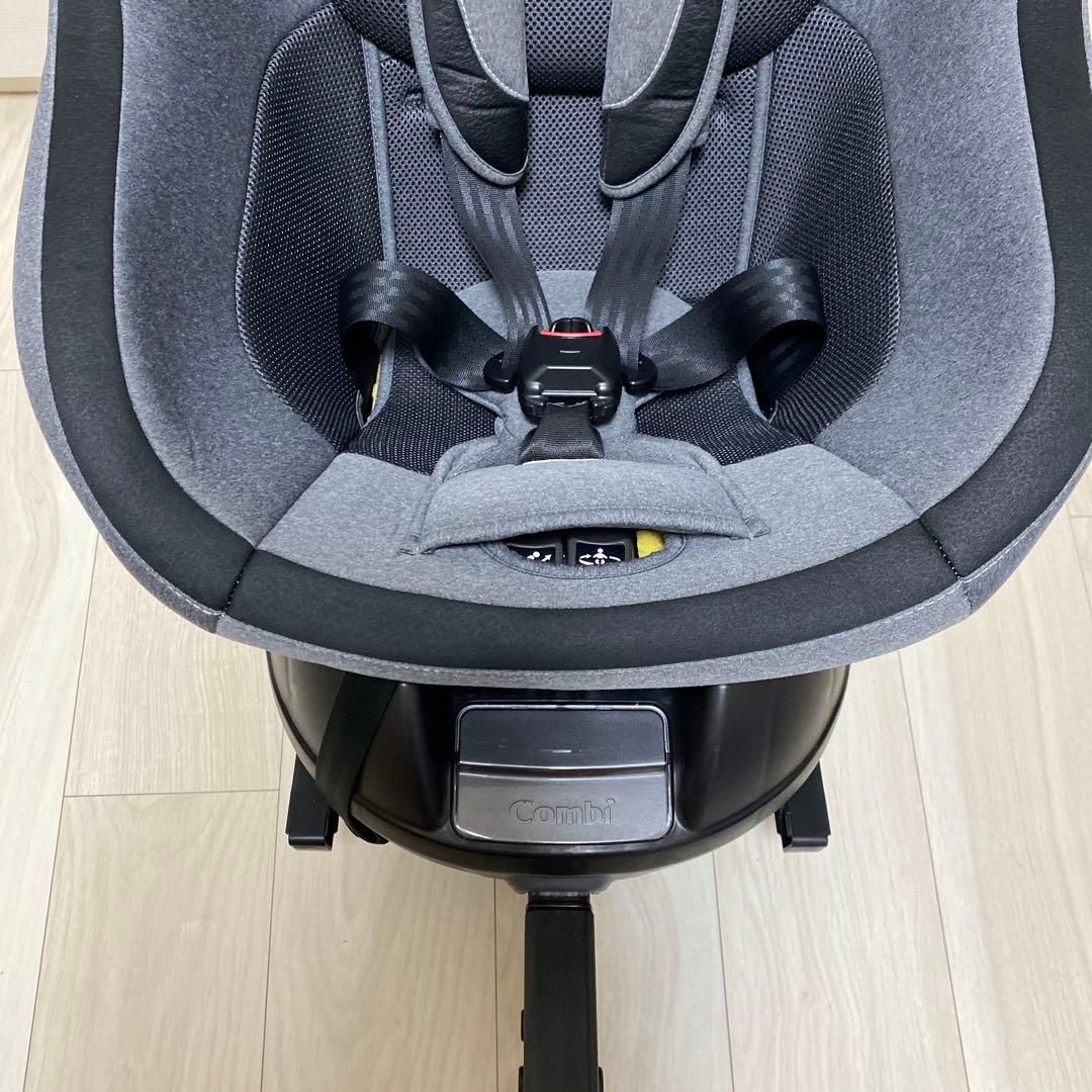 美品　コンビクルムーヴ ISOFIX JJ-650 新生児〜4歳頃