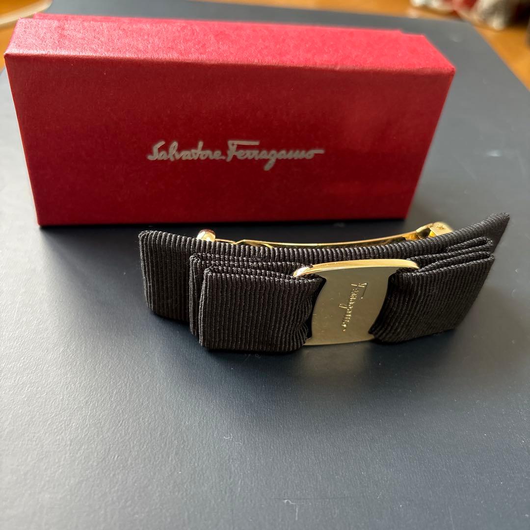 Salvatore Ferragamo フェラガモ　バレッタ