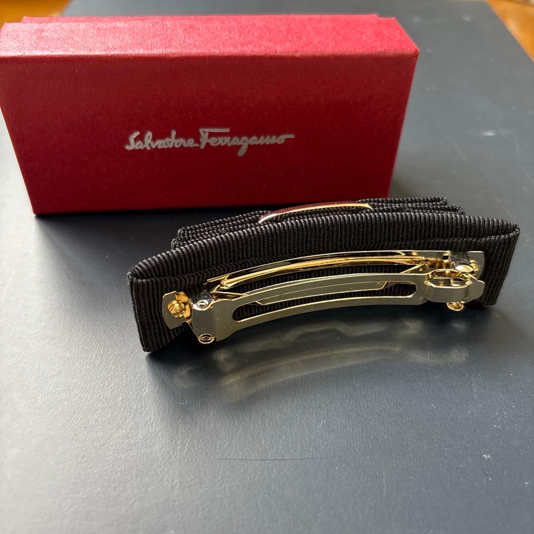 Salvatore Ferragamo フェラガモ　バレッタ