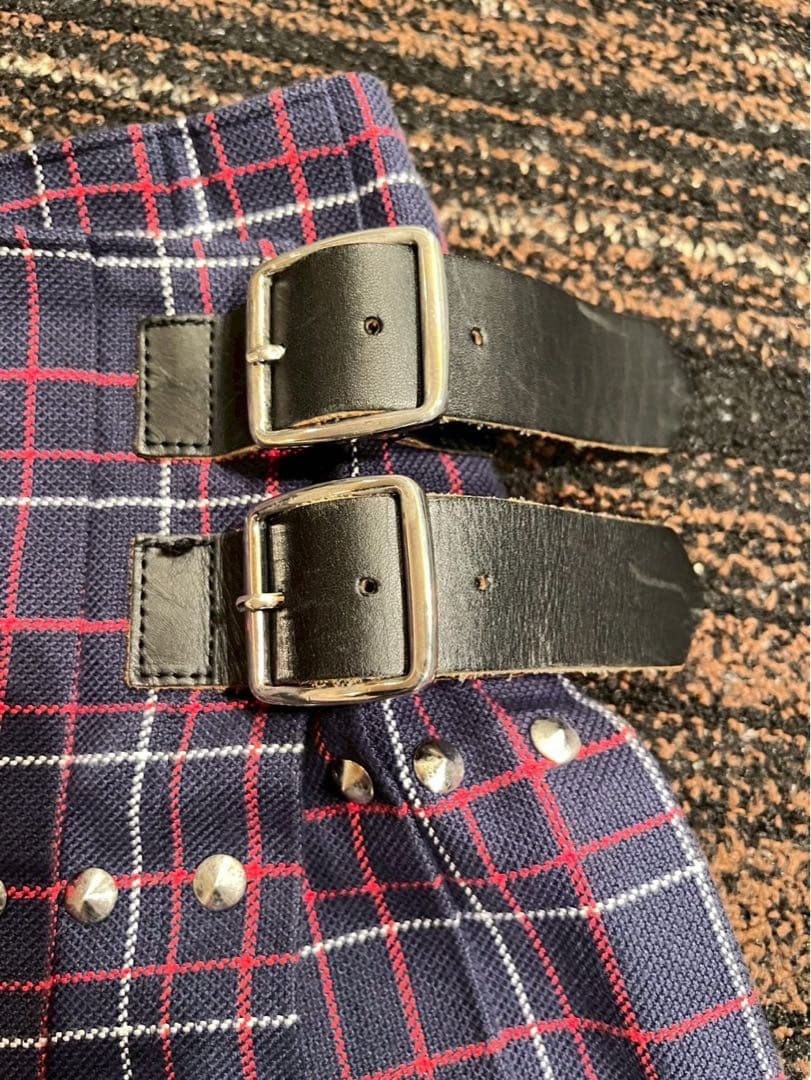 ジュンヤワタナベ、ネイビーとレッドのチェック柄プリーツスカート