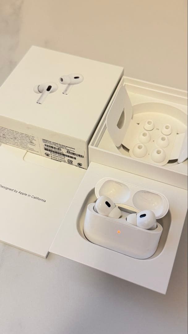 AppleAirPodsPro第2世代 本体／箱付き