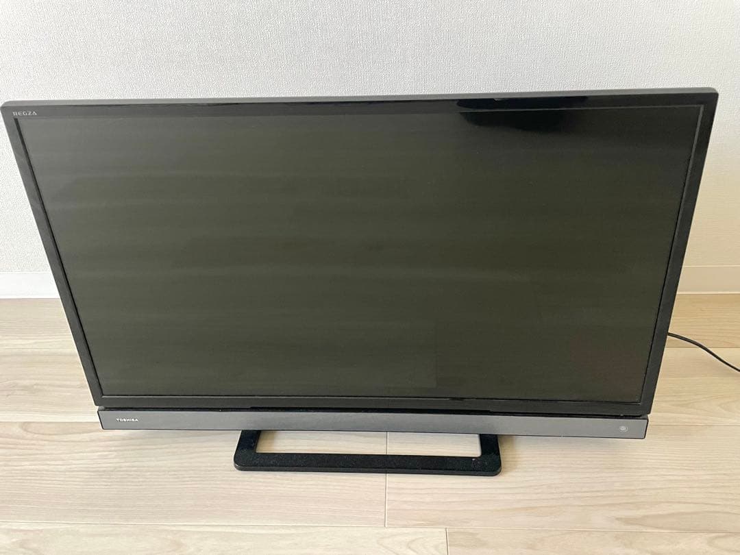 【送料込み】TOSHIBA REGZA 32V30液晶カラーテレビ