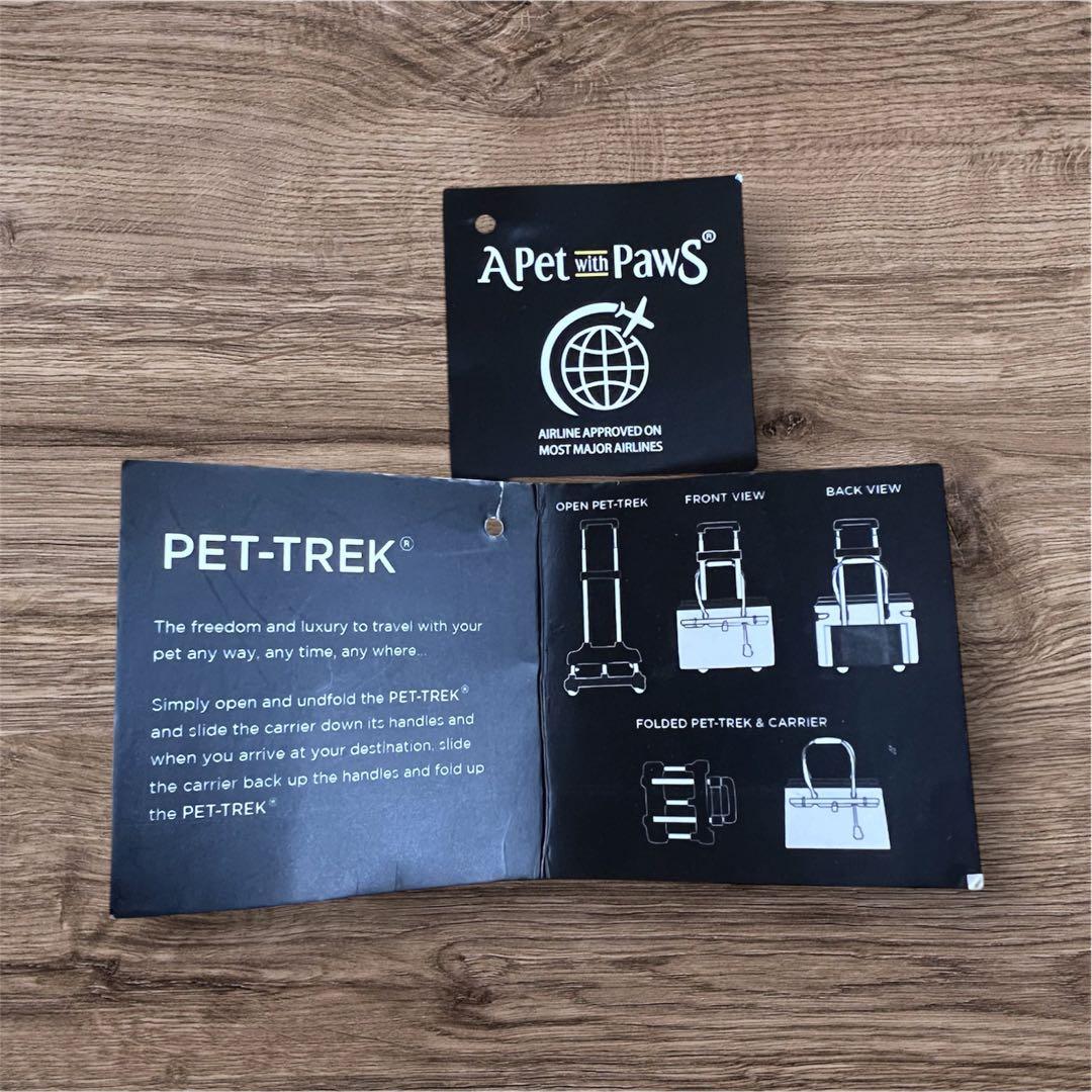 ペットキャリーバッグ　キャスター付き　完売品