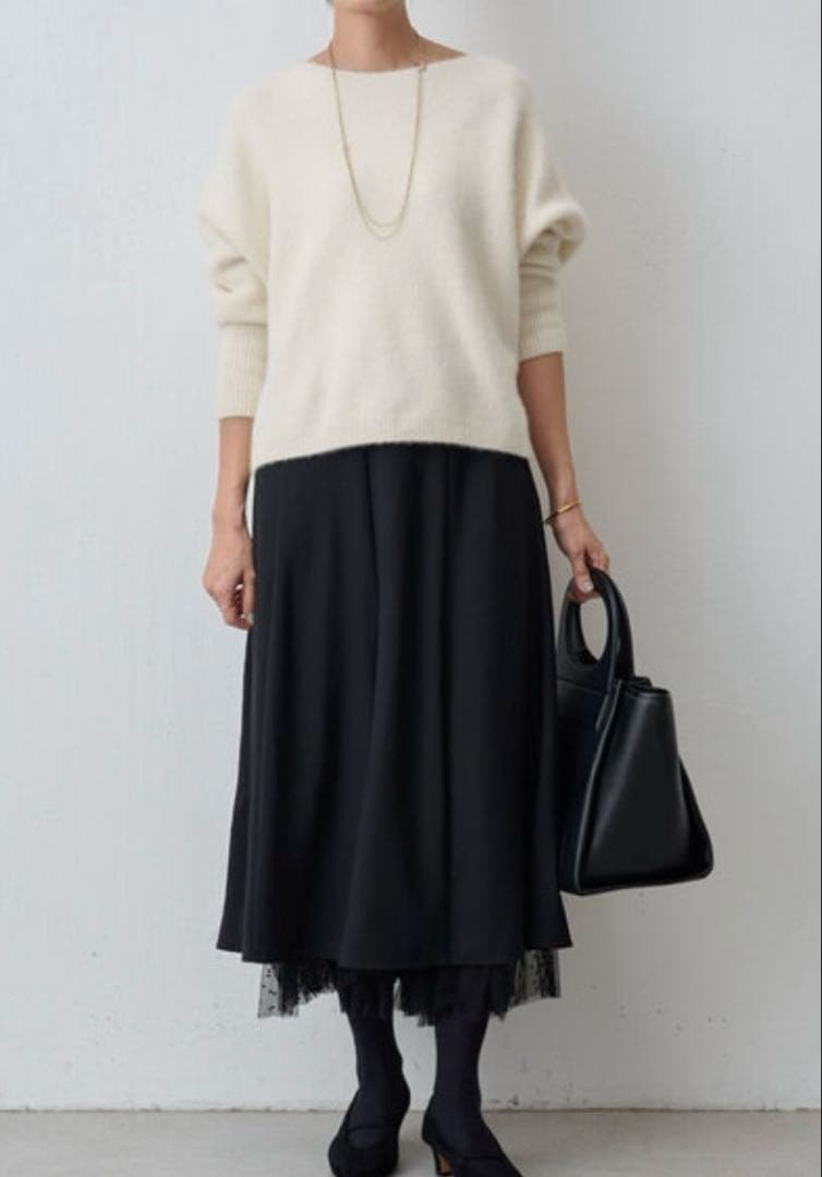 [専用です] ビアズリー　レース裾付きチュールレイヤーパンツ