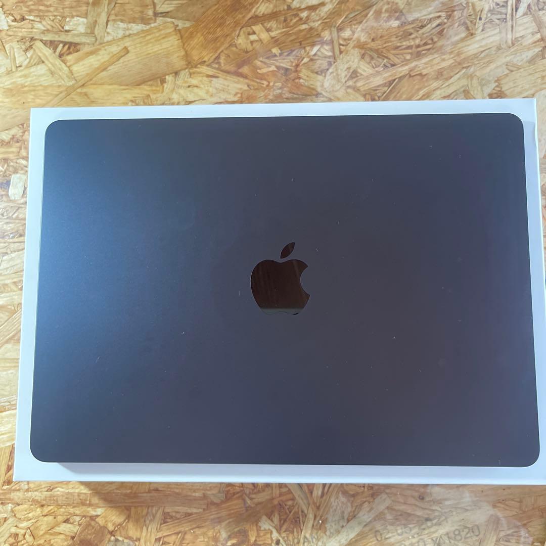 【良品】MacBookAir M2 16GB/SSD256GB A2681