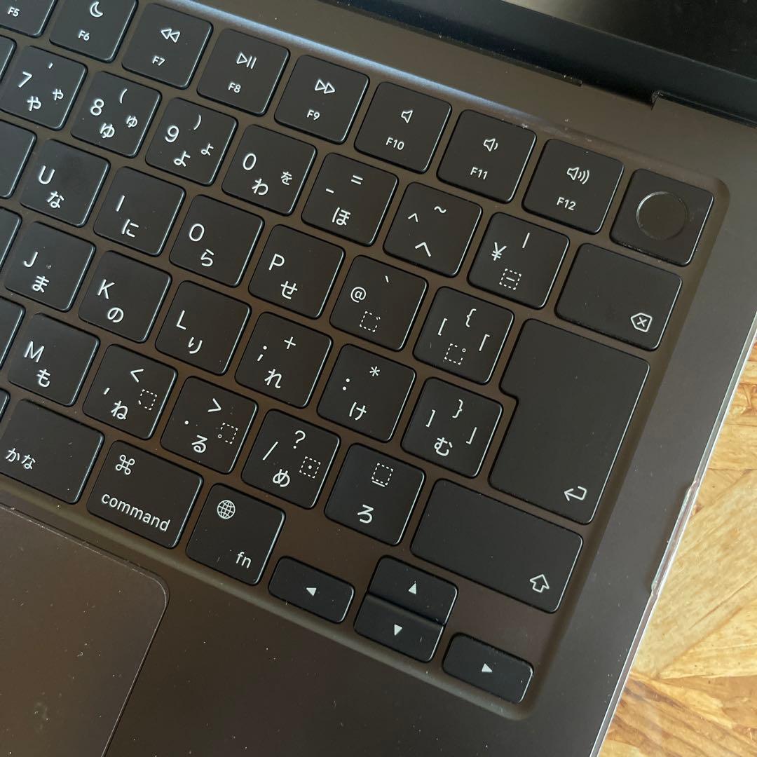 【良品】MacBookAir M2 16GB/SSD256GB A2681