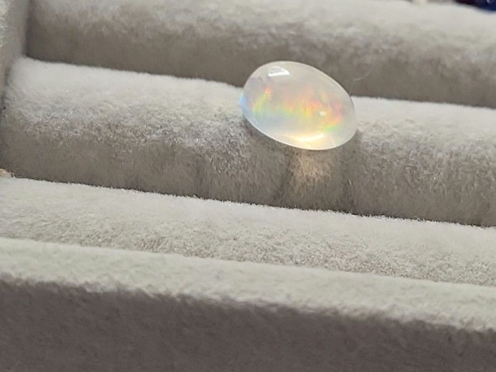 天然シャボン玉 オパール 2.225ct