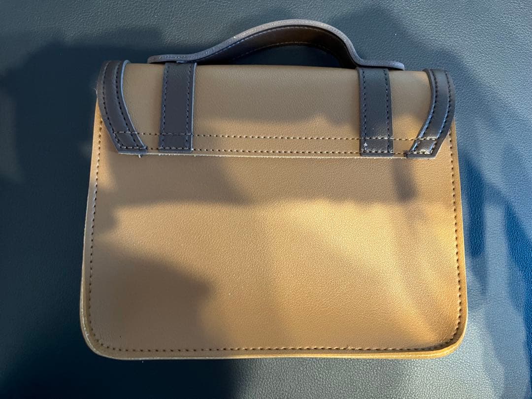 リコリスリコイル　カバン風ポーチ