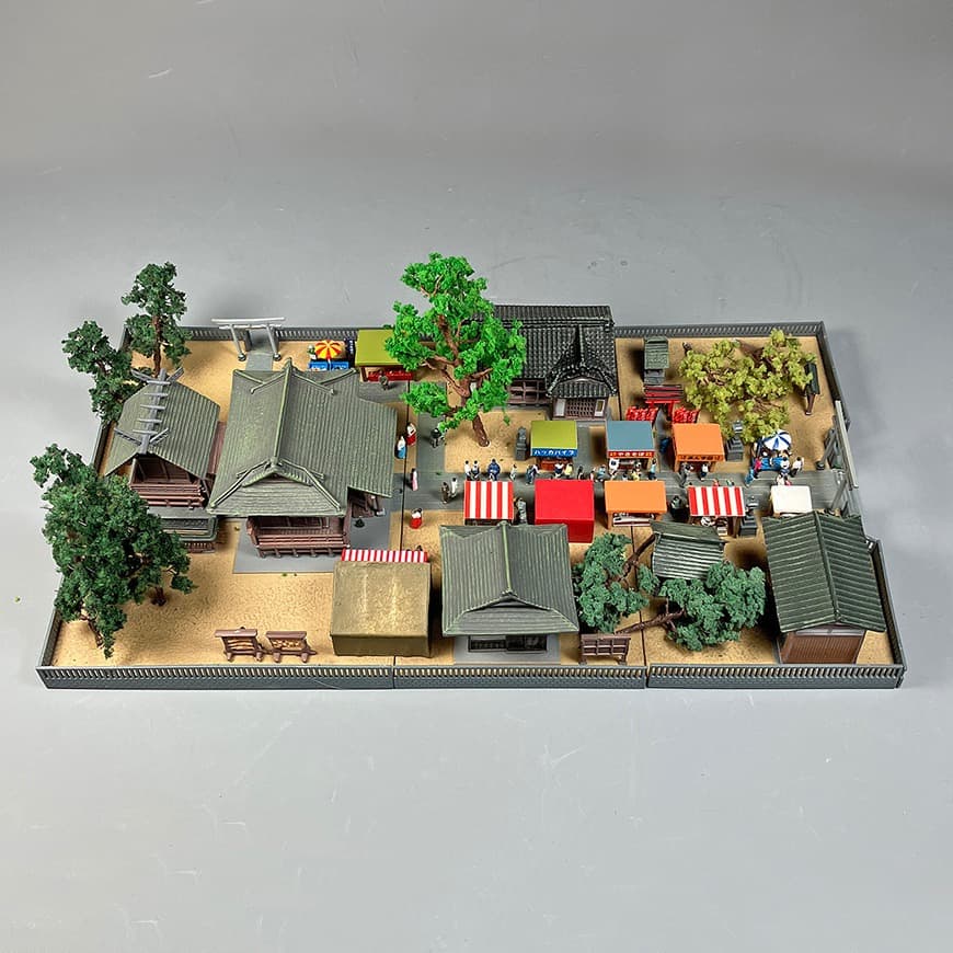 トミーテック ジオコレ 神社 + 樹木・人物・屋台等 1/150 組立品※
